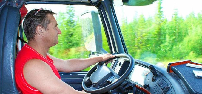Оформление трудового договора с водителем грузового автомобиля